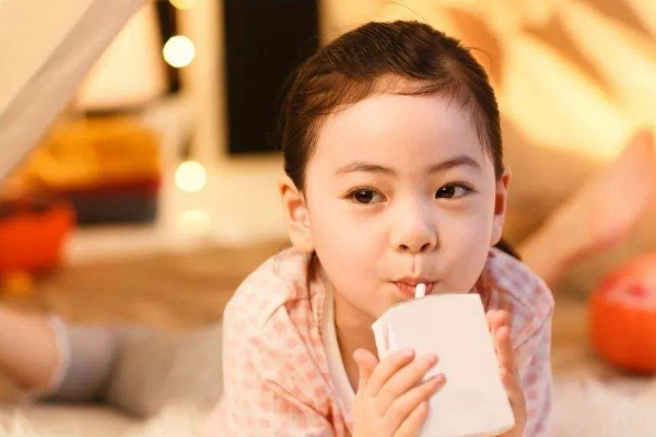 0-6岁儿童视力发育过程 石斛手机眼贴
